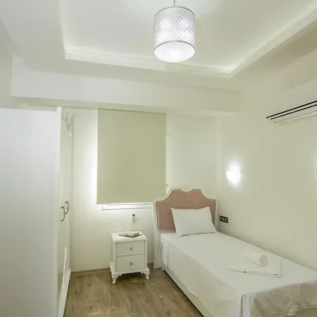Villa Tala 2 *