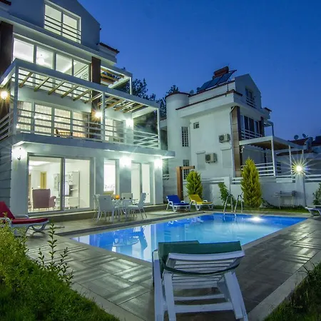 Villa Tala 2 *